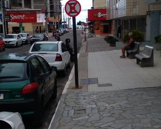 ATENÇÃO: Proibido estacionar nas avenidas Paris e Munir Abud na Praia do Morro