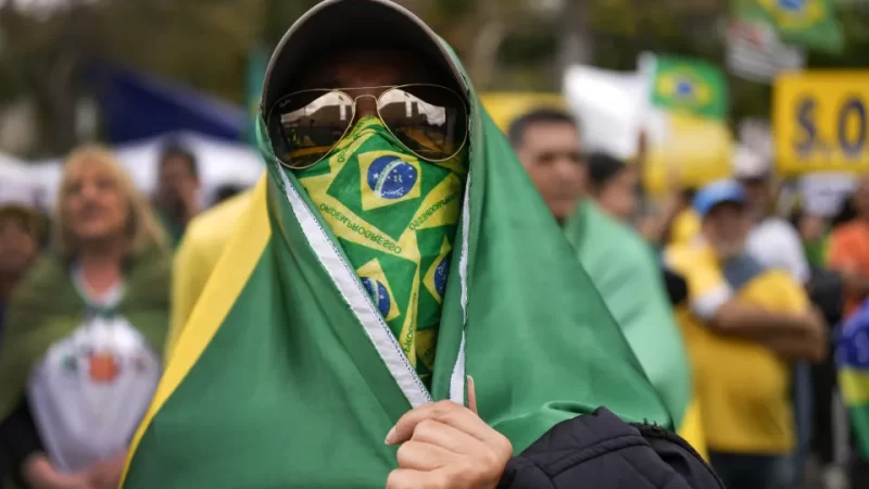 ‘Tomamos chuva à toa?’: Bolsonaristas criticam relatório da Defesa sobre urnas