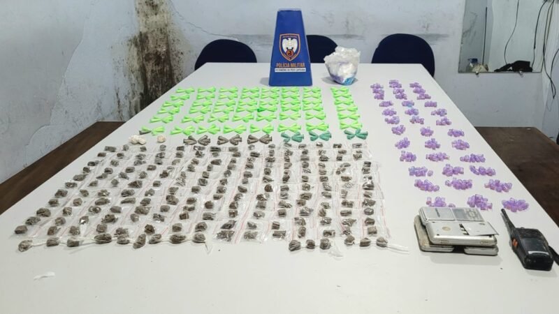 Polícia apreende 187 buchas, 271 pinos e 366 pedras no São Gabriel, Guarapari