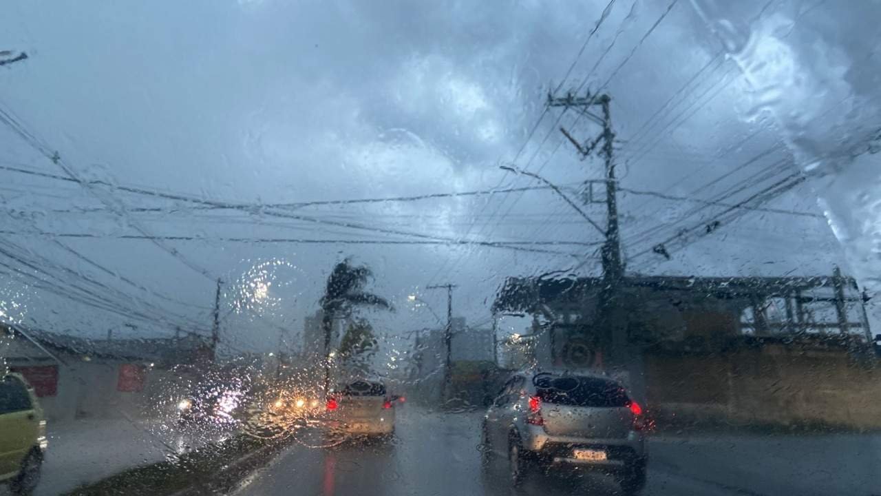 Alerta de chuva forte e ventania para Guarapari e mais 59 cidades do ES. Veja a lista!