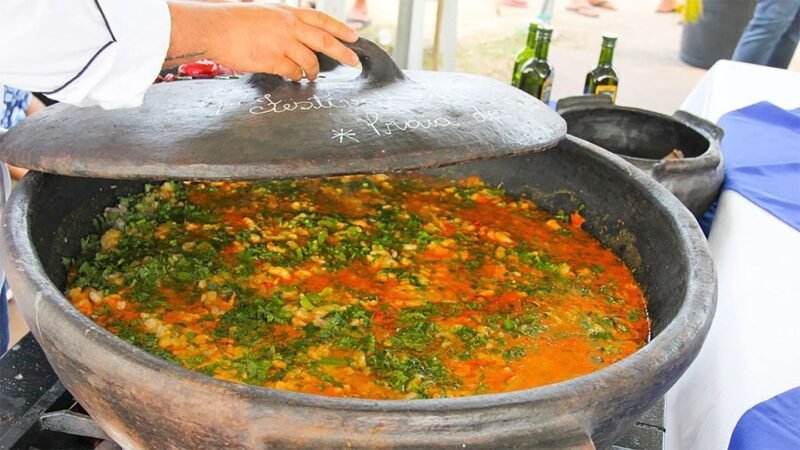 Maior moqueca do mundo será preparada no ES neste final de semana