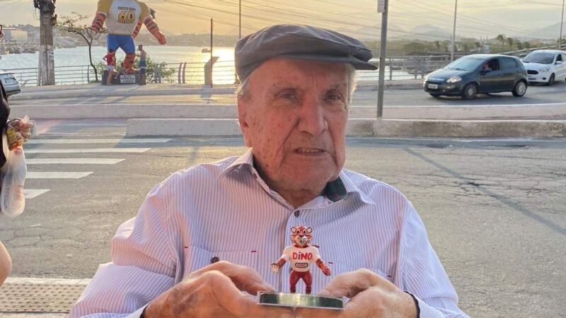 Dono do Tigrão de Guarapari completa 97 anos e recebe homenagem