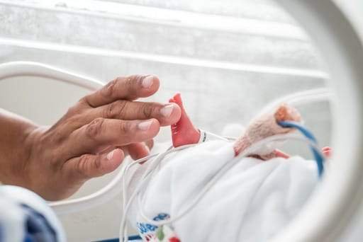 Pai de sêxtuplos capixabas pede oração pelo bebê Matteo: “Teve pequena complicação”