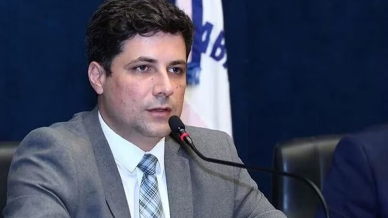 TSE anula condenação e retira inelegibilidade do ex-deputado do ES Carlos Von