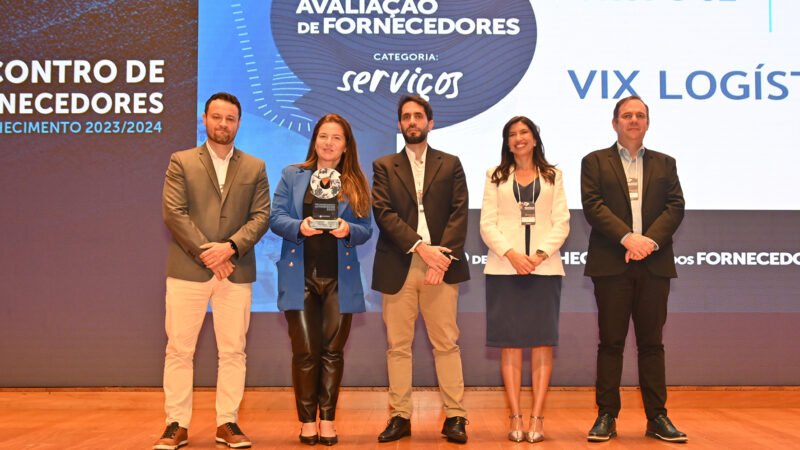 Samarco premia fornecedores e promove alinhamento estratégico em encontro com empresas parceiras 