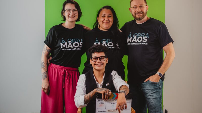 Música para surdos no cinema: projeto “Mãos À Obra” exibe sua primeira mostra audiovisual bilíngue, em Linhares